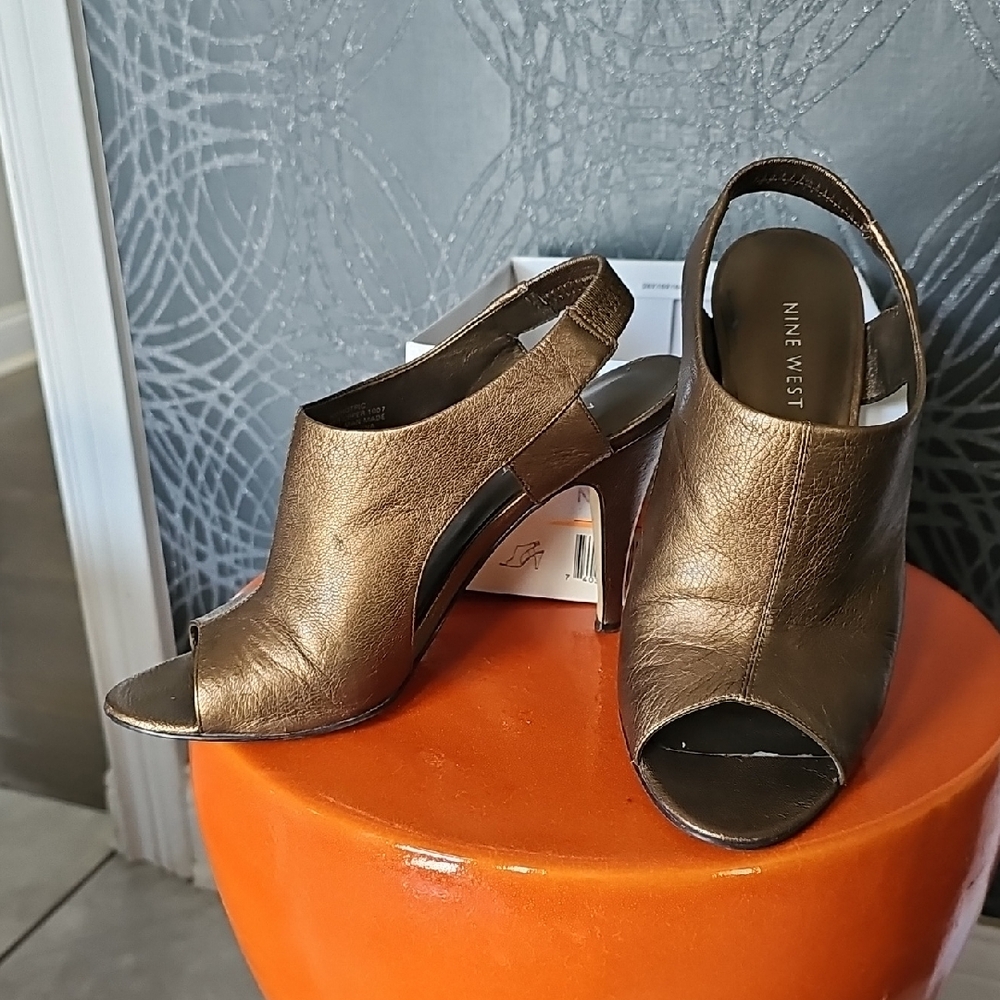 Nine West Bronze Peep-Toe Heels. 7.5M